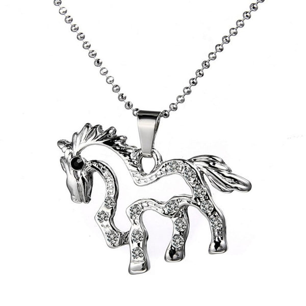 Charming Horse Shaped Pendant Necklace