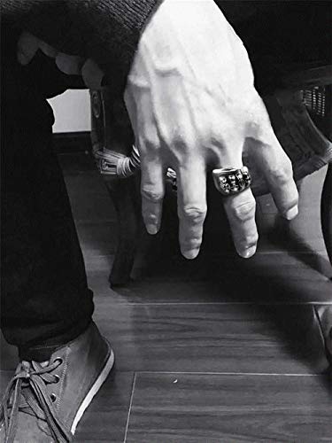 Gothic Skull Head Fist Ring