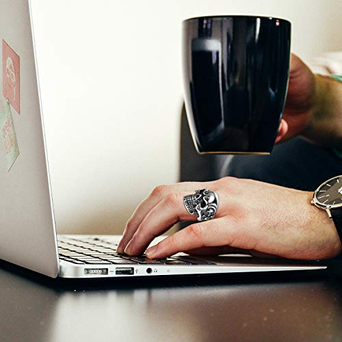 2Pcs Bikers Stainless Steel Gothic Skulls Ring