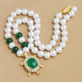 Sea Shell Pearl / Green Turtle Pendant
