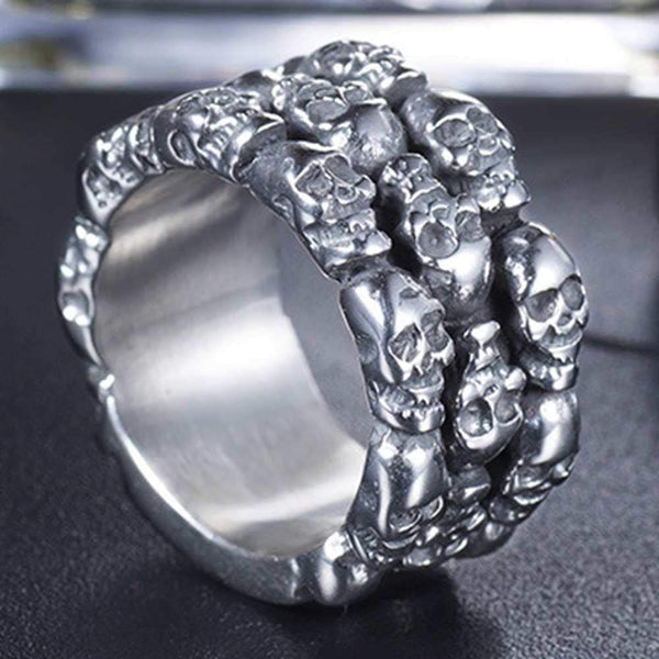 Gothic Skull Ring
