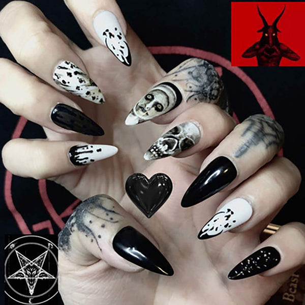 24PCS Gothic Skull Press On Nails