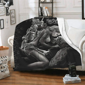 R-IDE OR D-IE Skull Throw Blanket, 60 x 50 Inch