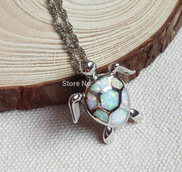 Sea Turtle Design Pendant Necklace