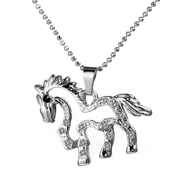 Charming Horse Shaped Pendant Necklace